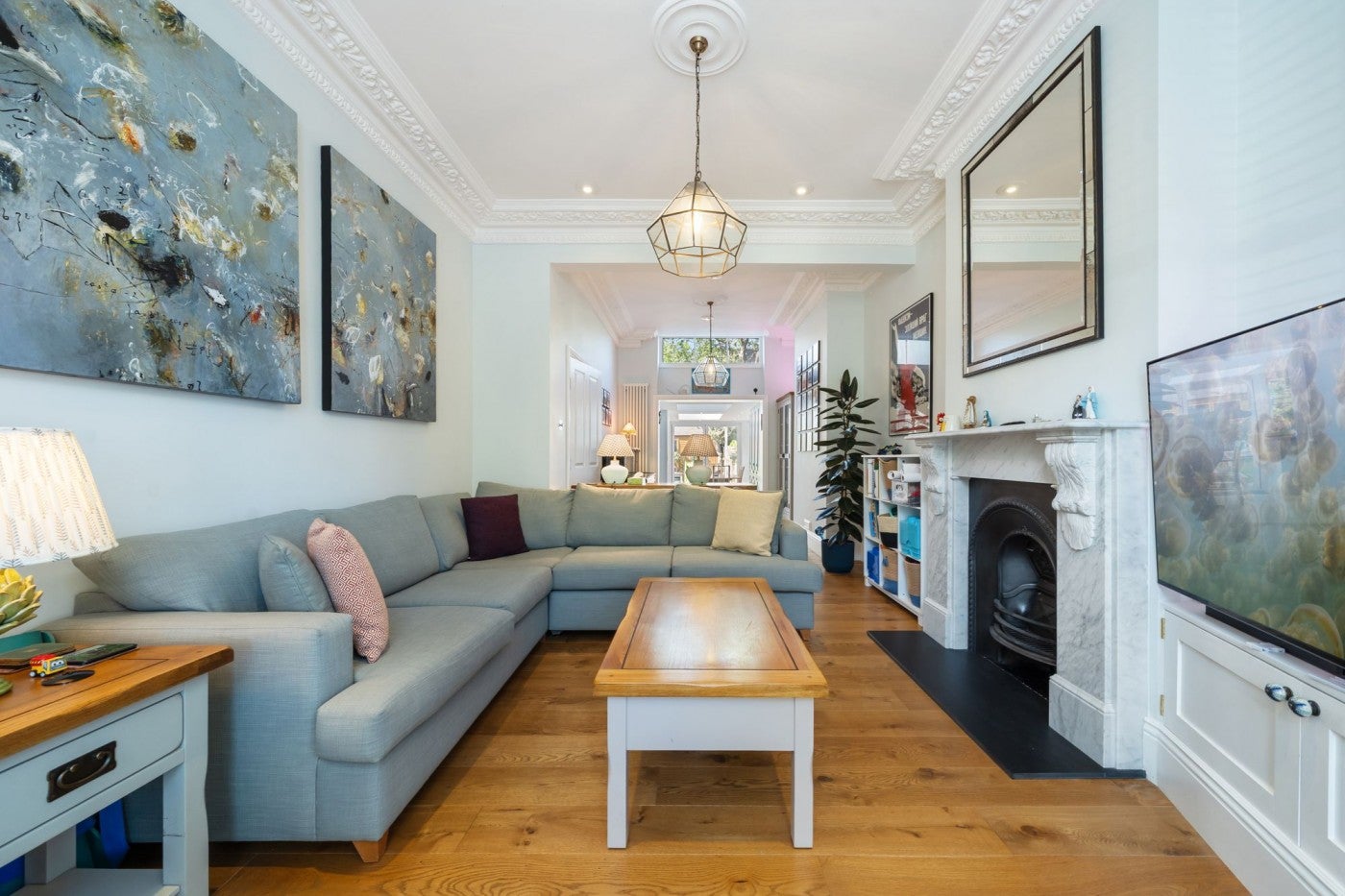House Roden Street in Greater London