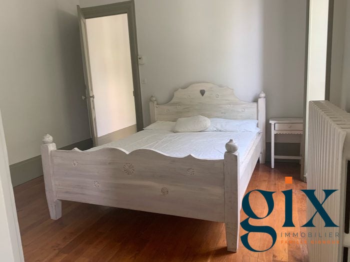 Flat Boulevard Gambetta in Grenoble