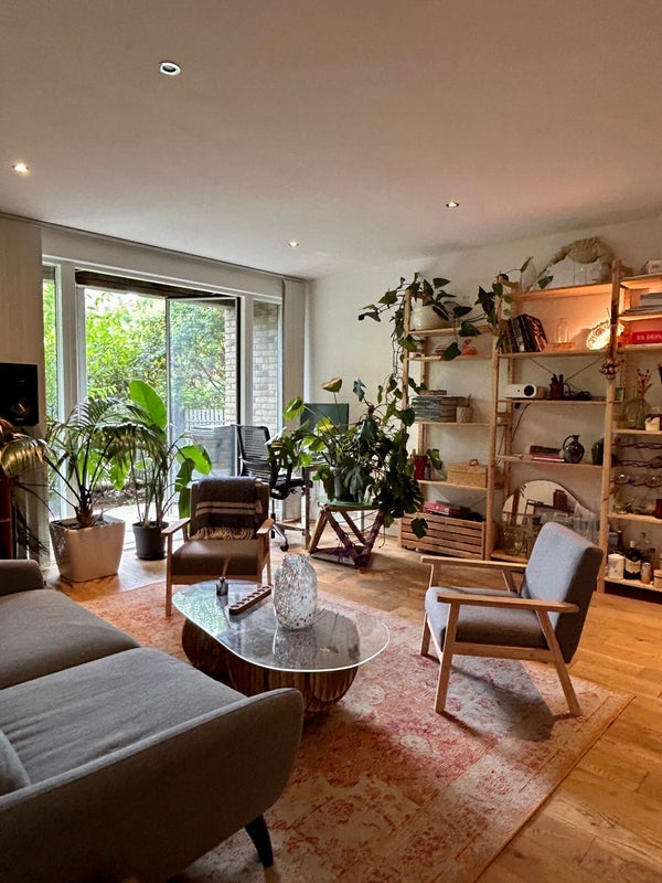 Room Clarissa Street in Greater London