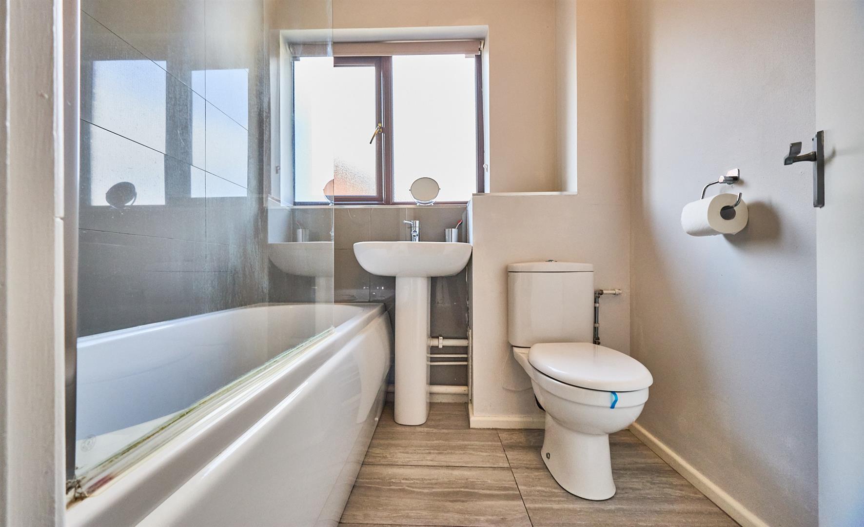 Flat Willow Close in Hinckley and Bosworth