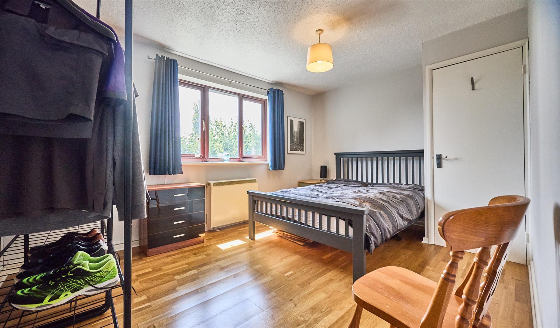 Flat Willow Close in Hinckley and Bosworth