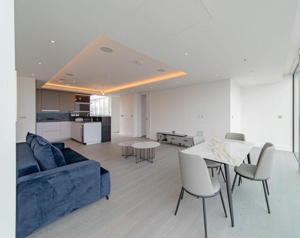 Flat Macclesfield Road in Greater London