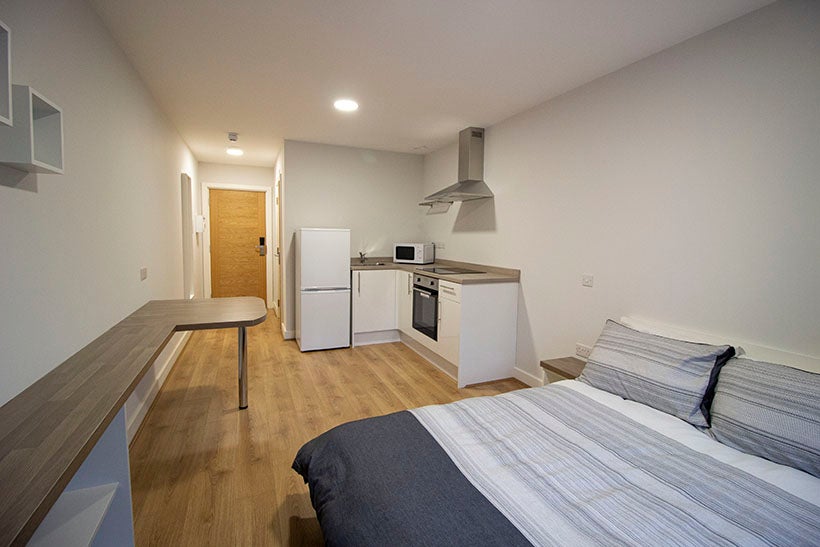 Room Clare Street in Nottingham