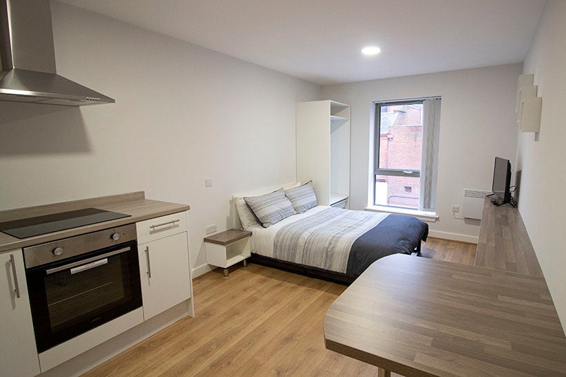 Room Clare Street in Nottingham