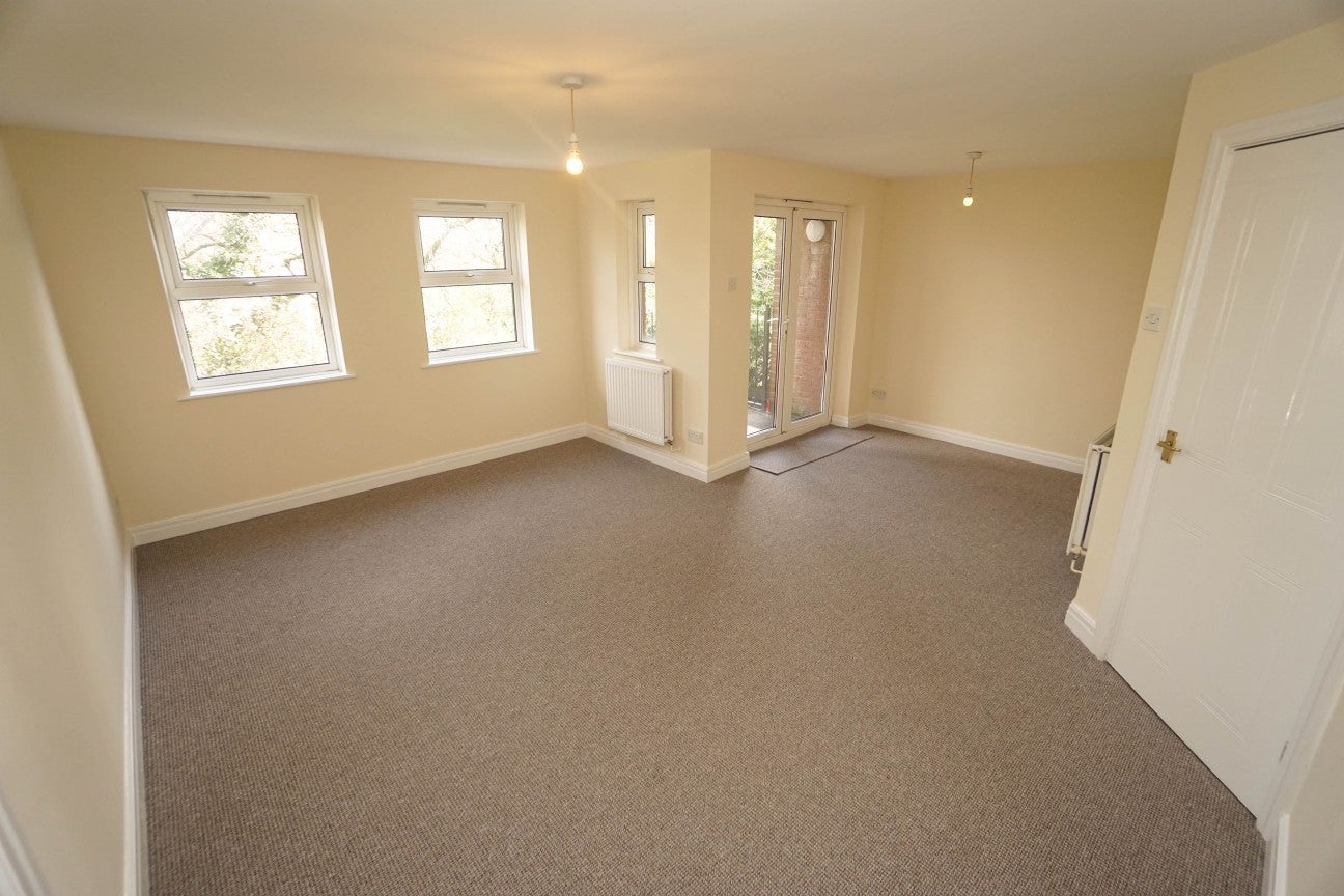 Flat Chorley New Road in Bolton