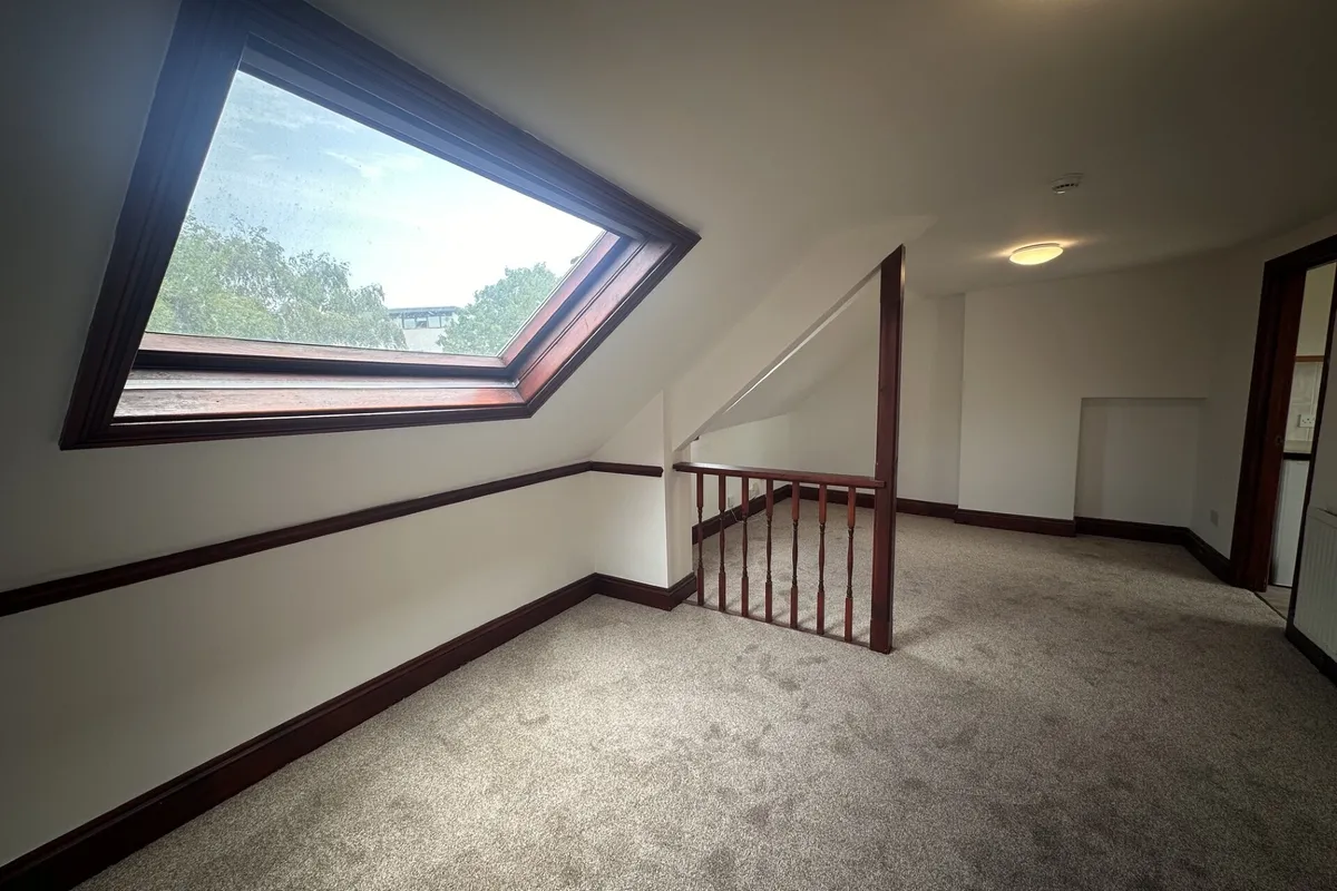 Flat Arcot Street in Penarth