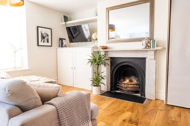 Flat Clarendon Road in Bristol
