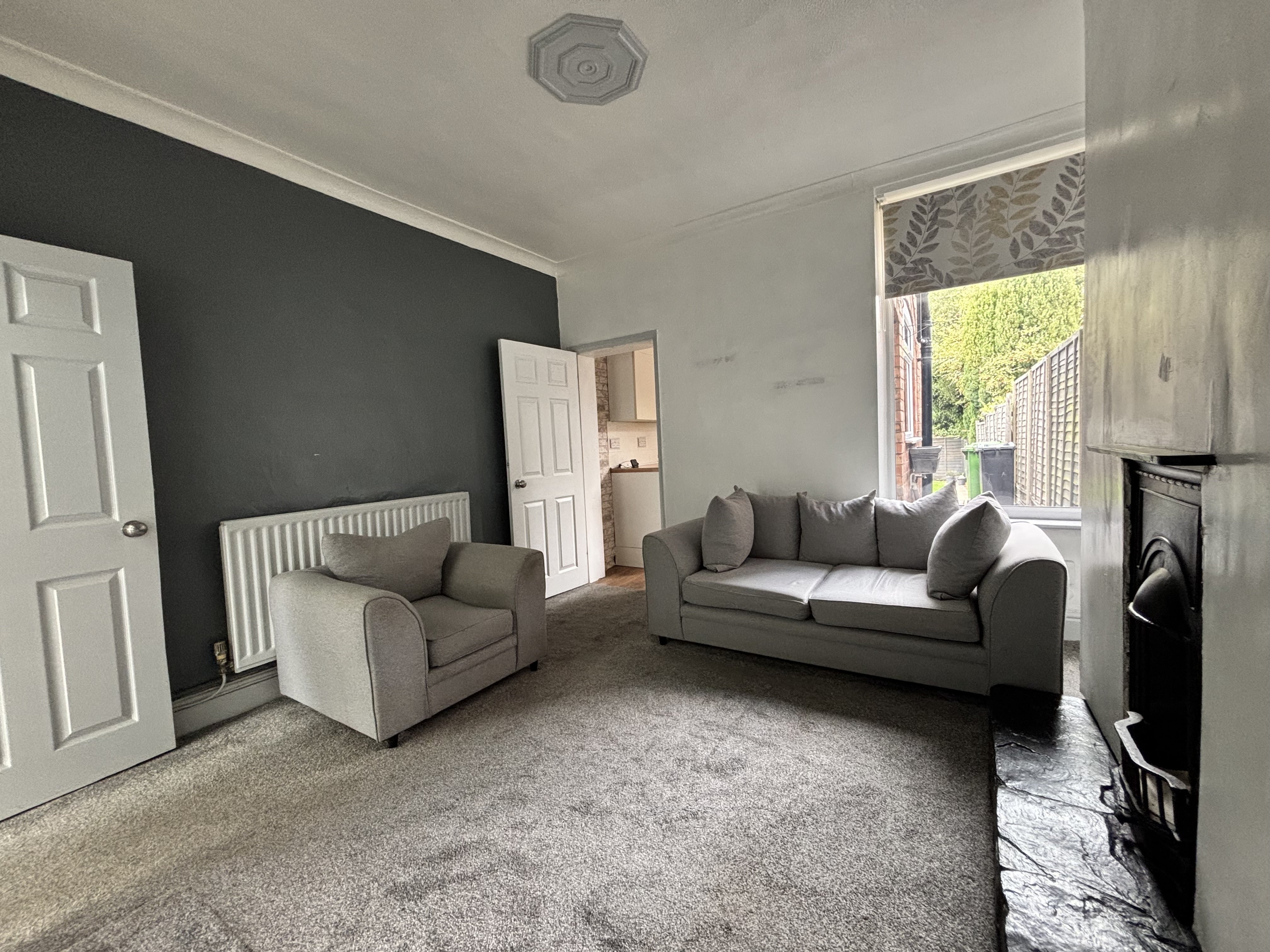 House Dorsett Road in Darlaston