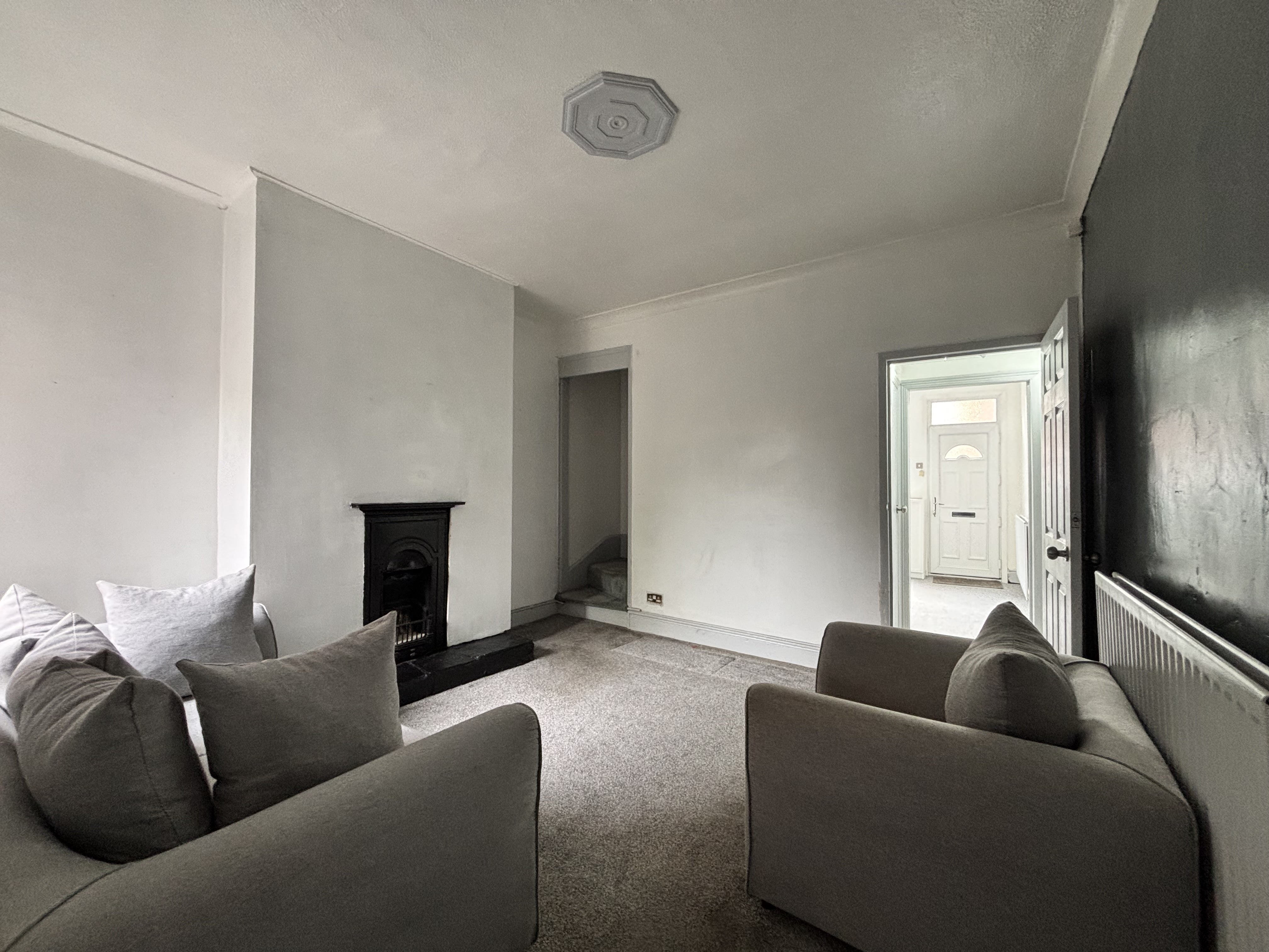 House Dorsett Road in Darlaston