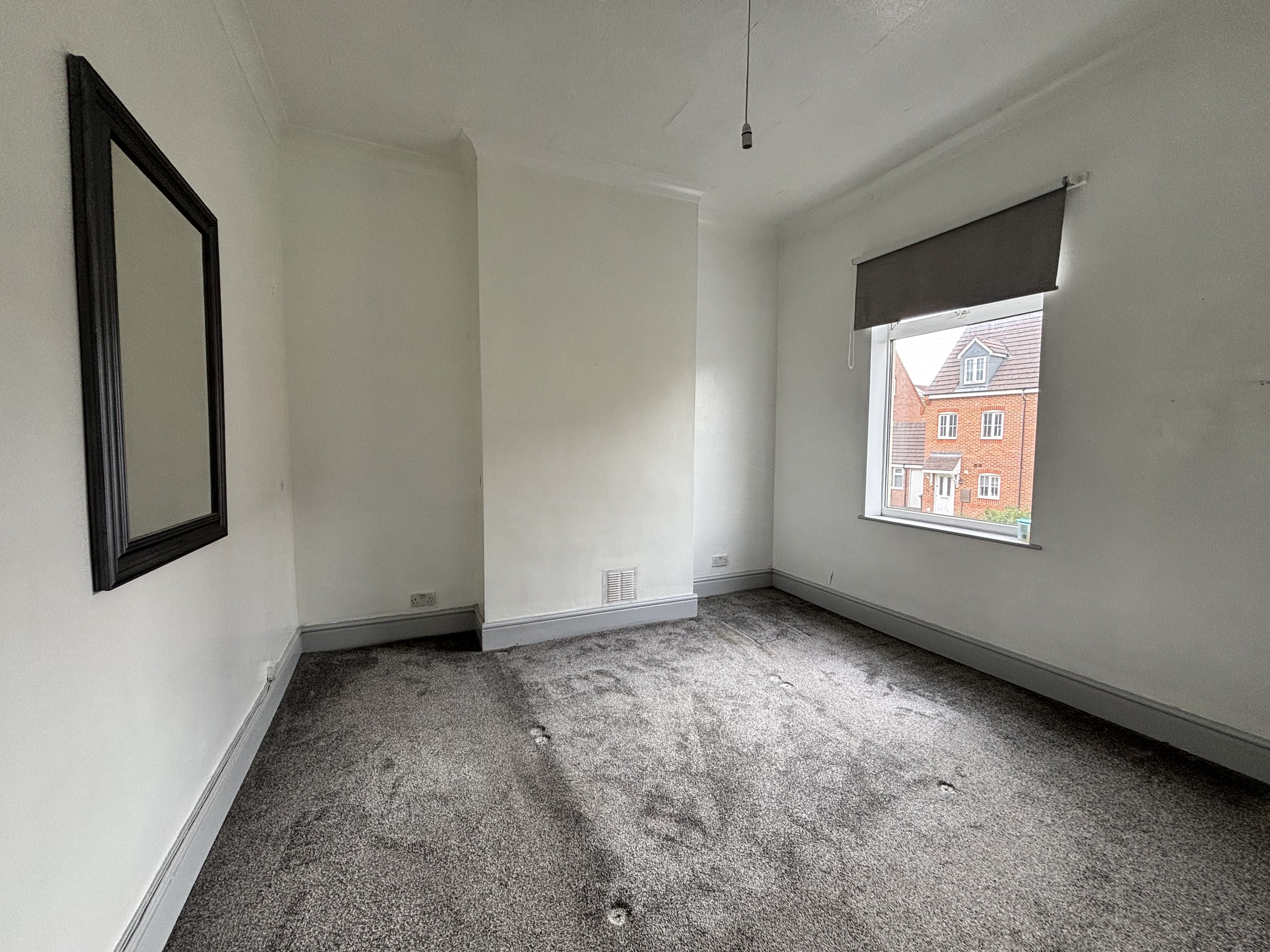 House Dorsett Road in Darlaston