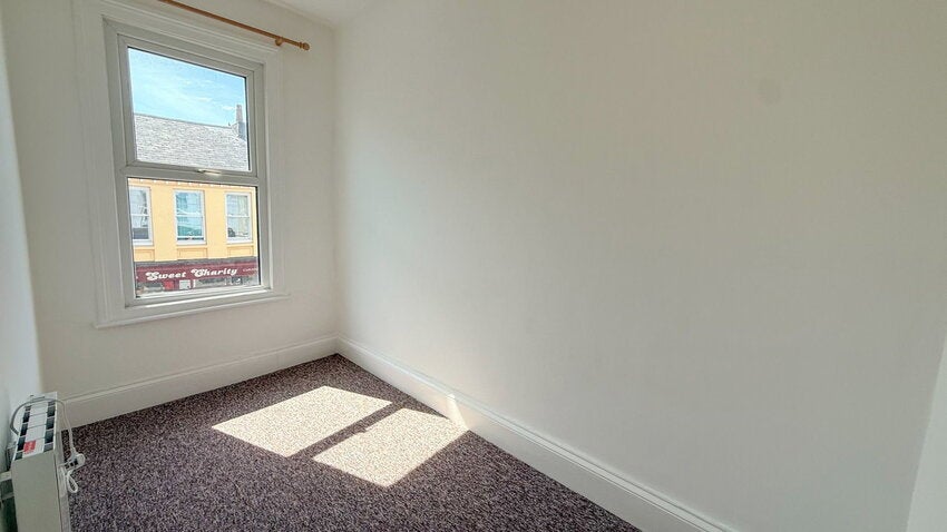 Flat Scarborough Place in Torquay