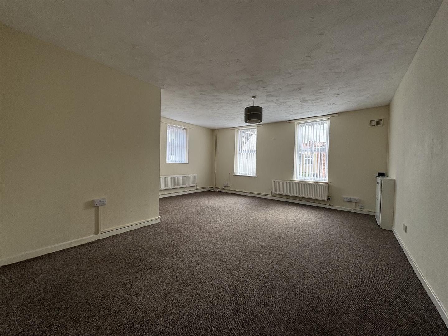 Flat Kitchener Road in Great Yarmouth