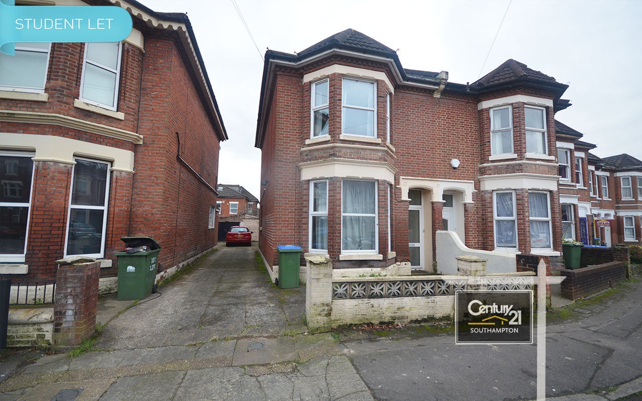 House Gordon Avenue in Southampton
