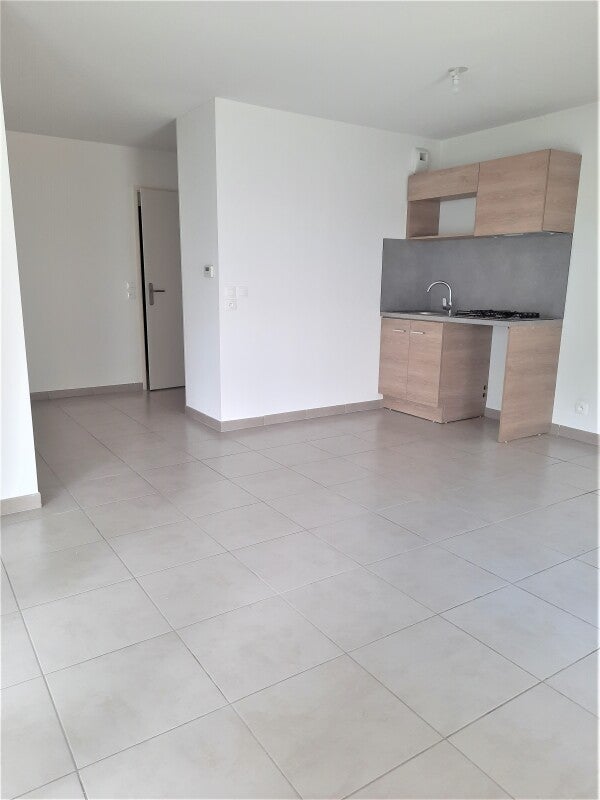 Flat Avenue Georges Clemenceau in Villenave-d'Ornon