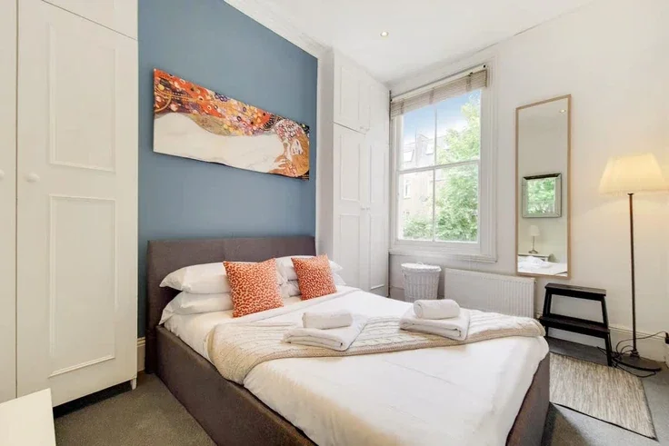 Flat Armadale Road in Greater London