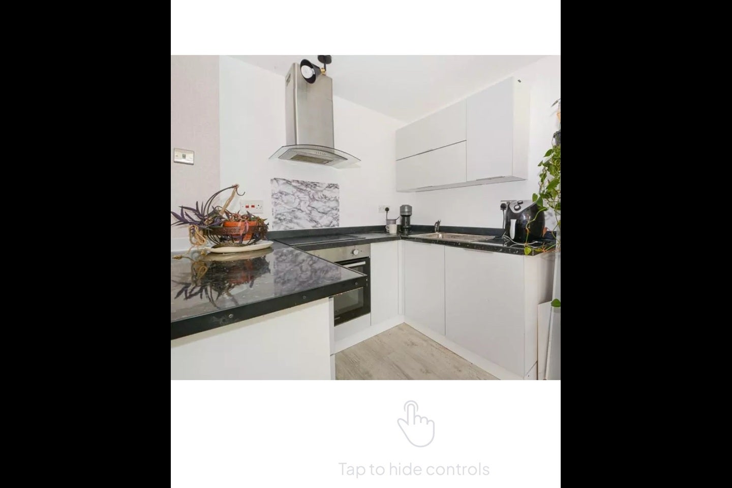 Flat Kinburn Street in Greater London