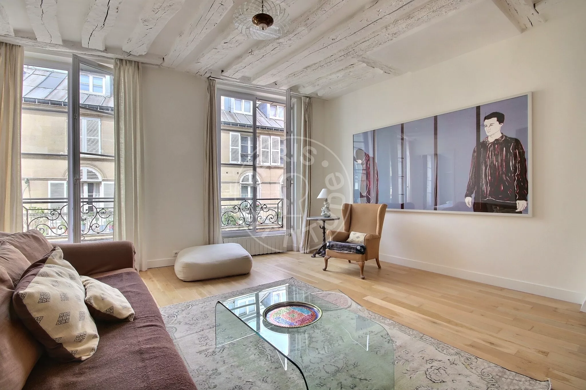 Appartement Rue Jean-Jacques Rousseau à Paris