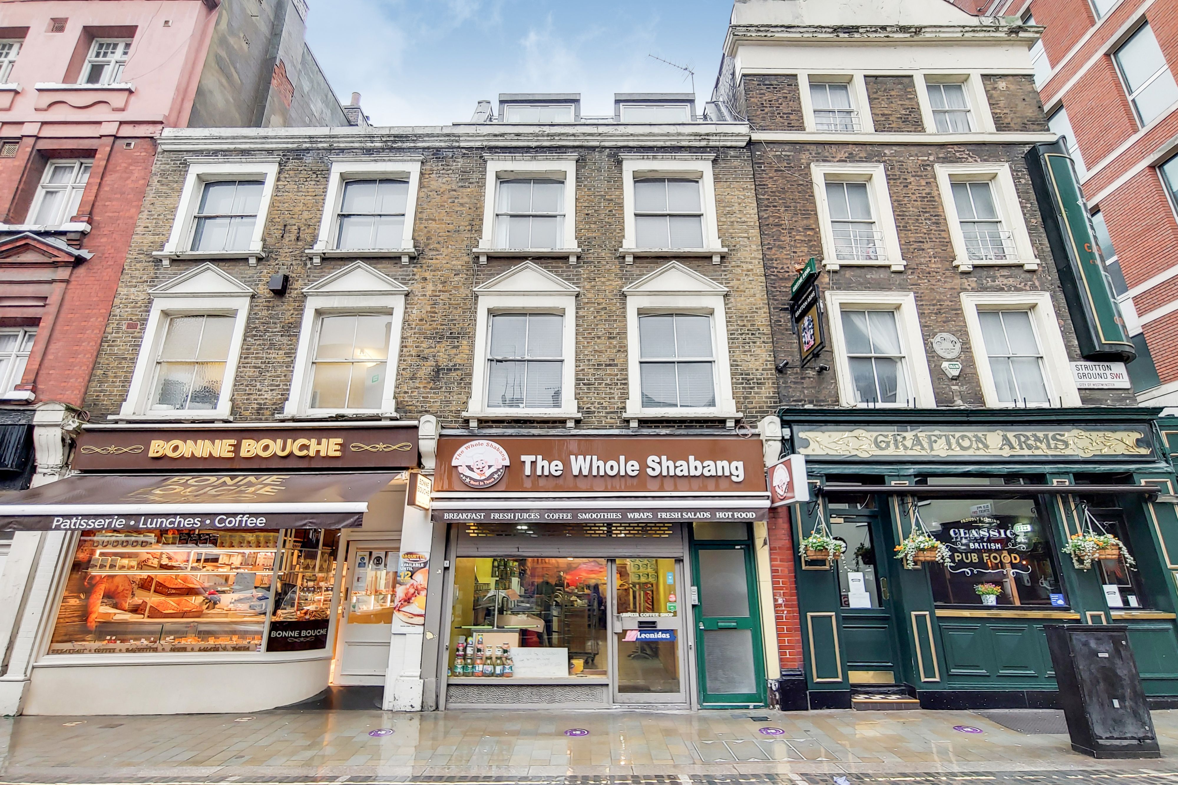 Flat Strutton Ground in City of Westminster
