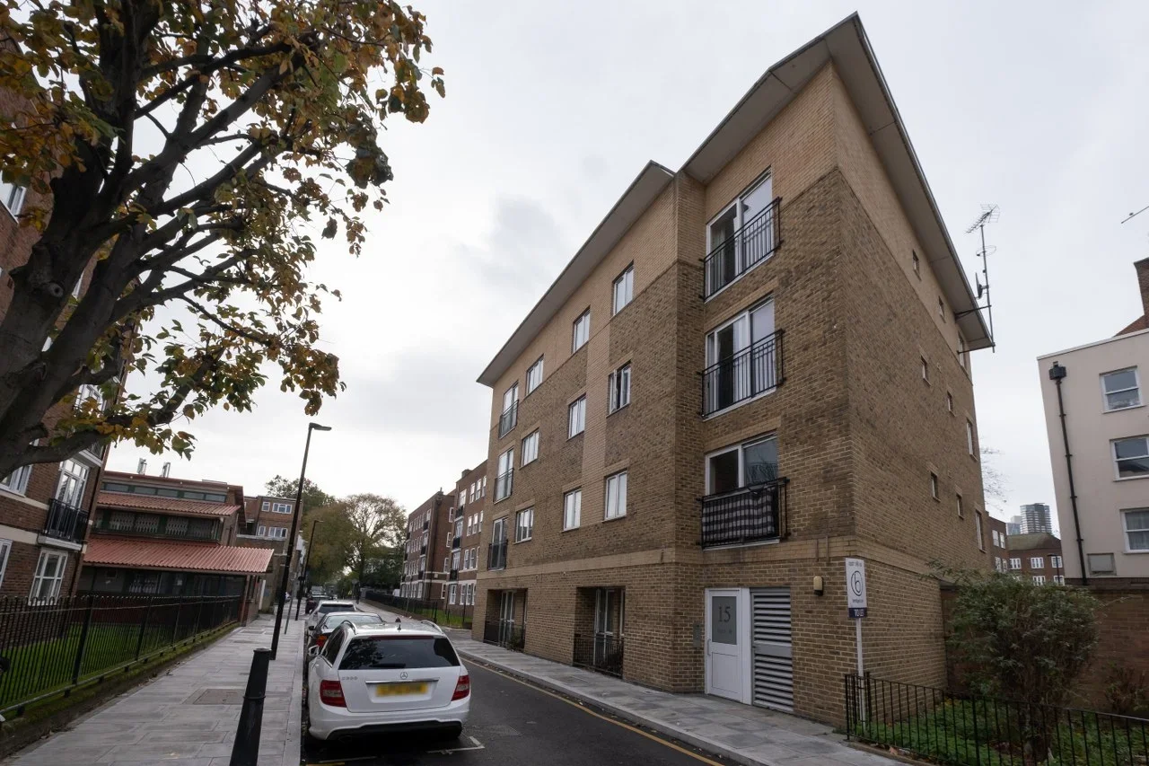 Flat Turin Street in Greater London