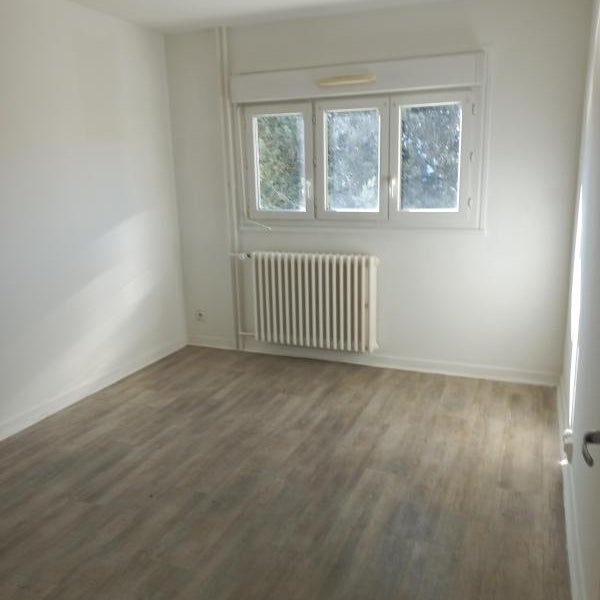 Flat Rue de la Volatière in Montalieu-Vercieu