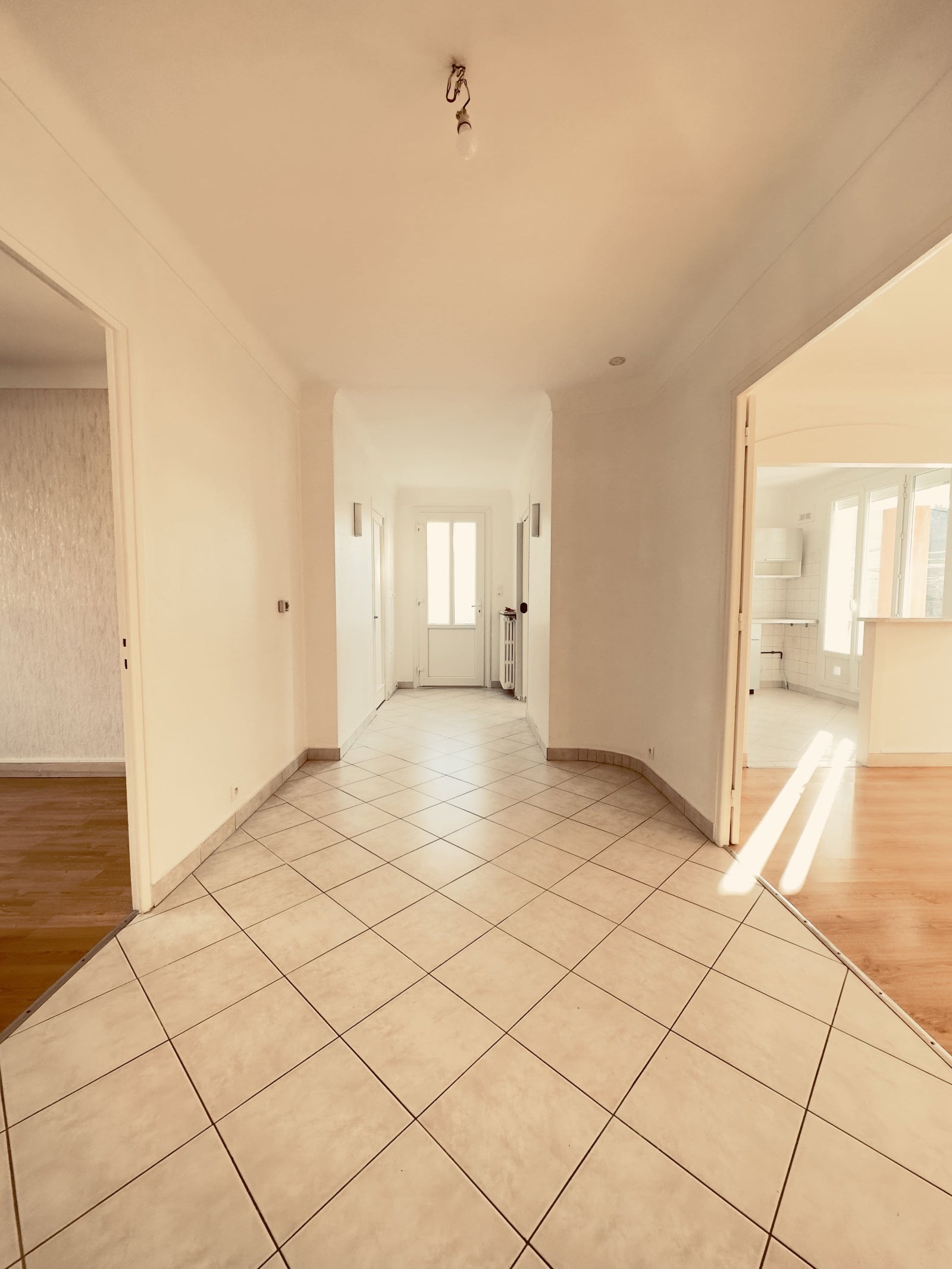 Appartement Rue Pierre Brossolette à Saint-Martin-d'Hères