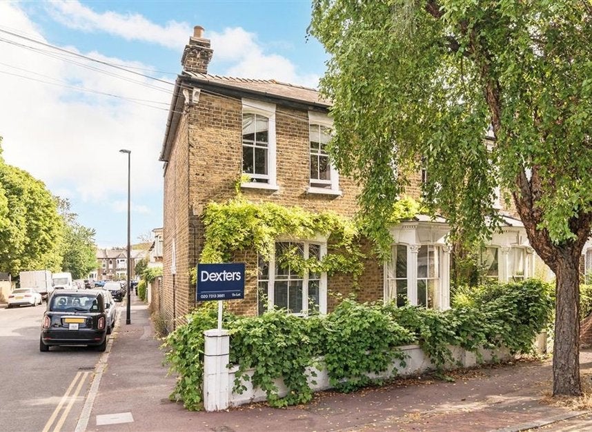 House Edric Road in Greater London