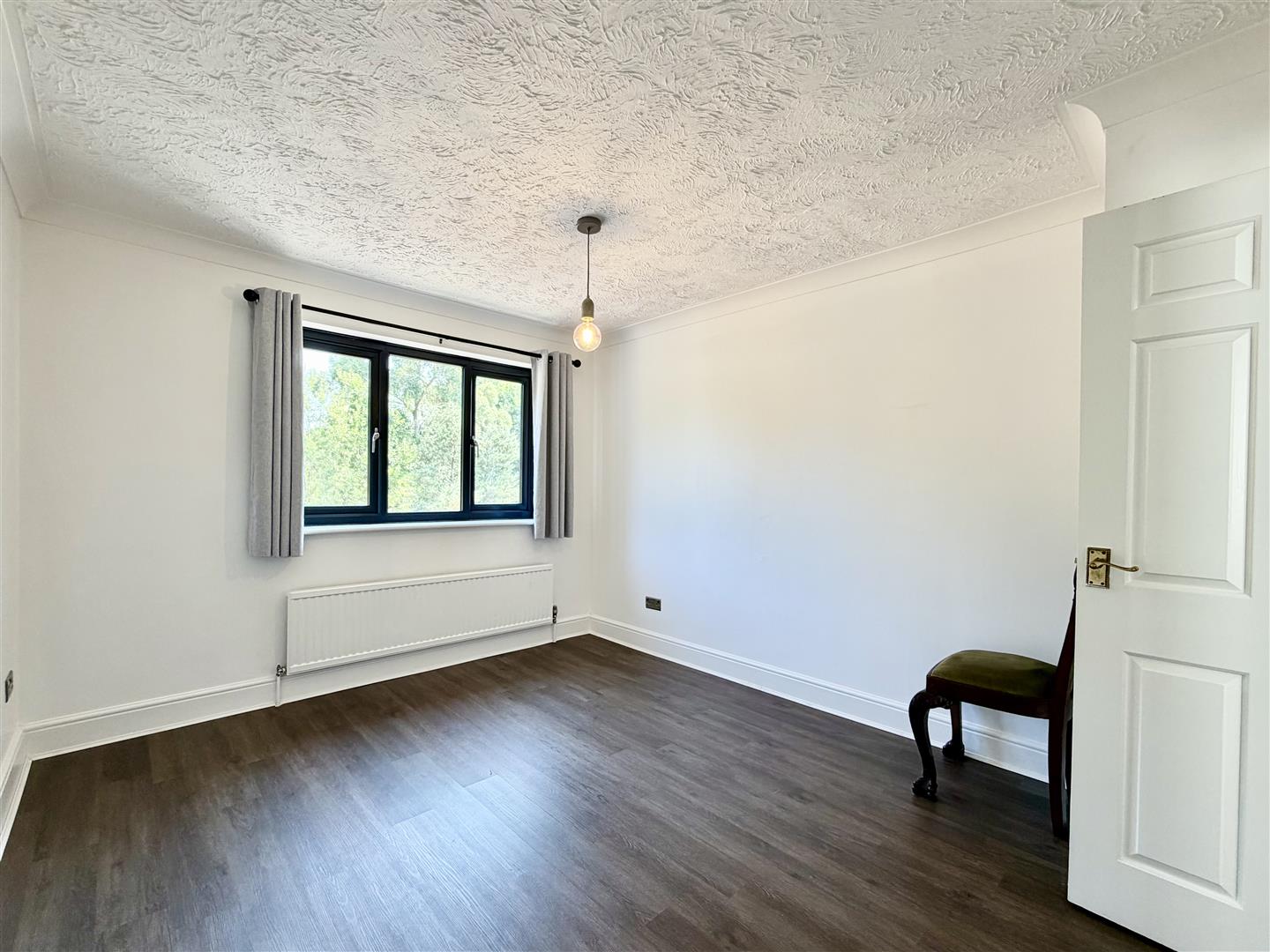 House Watford Way in Greater London