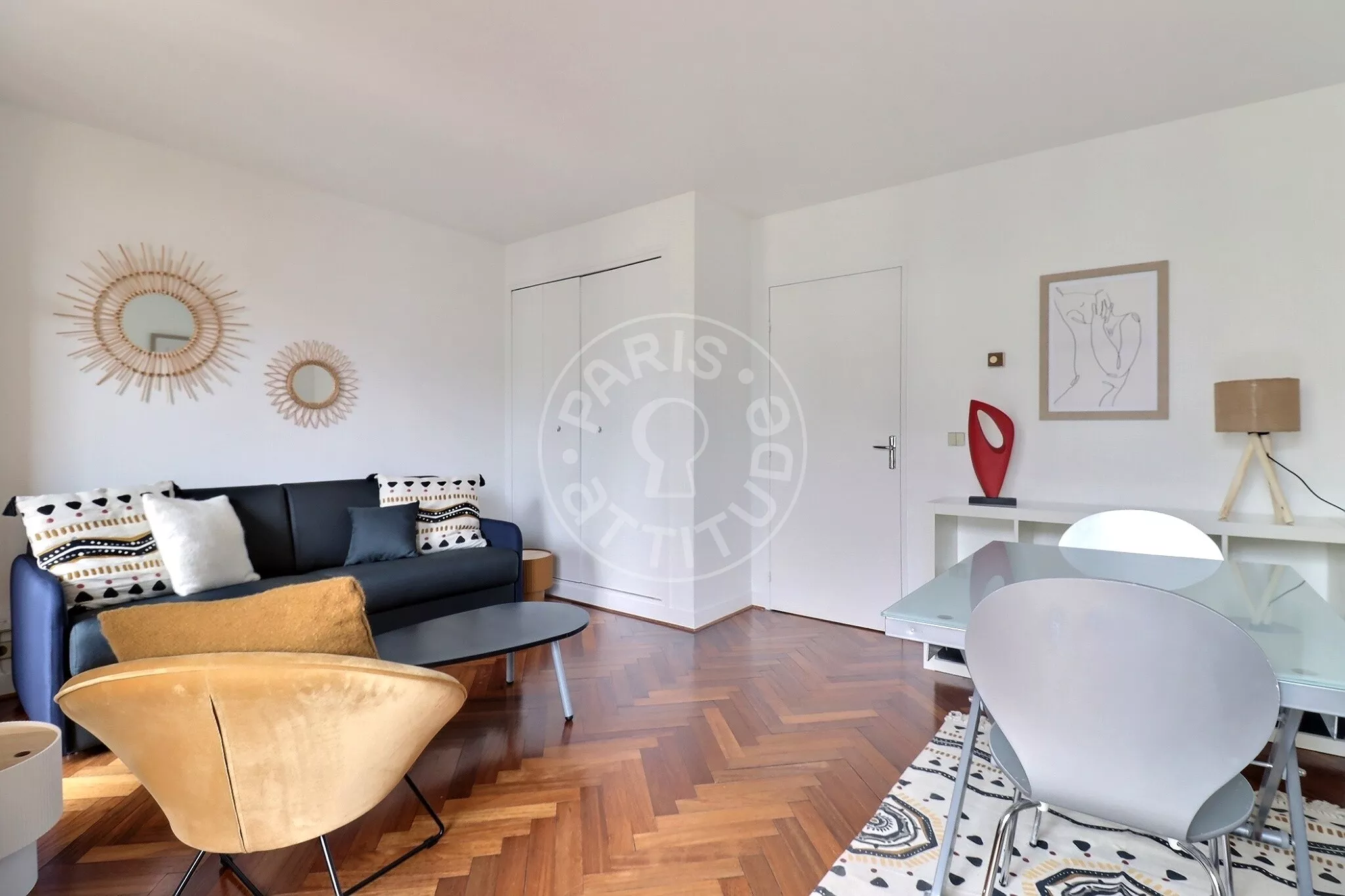 Flat Rue du Général Beuret in Paris