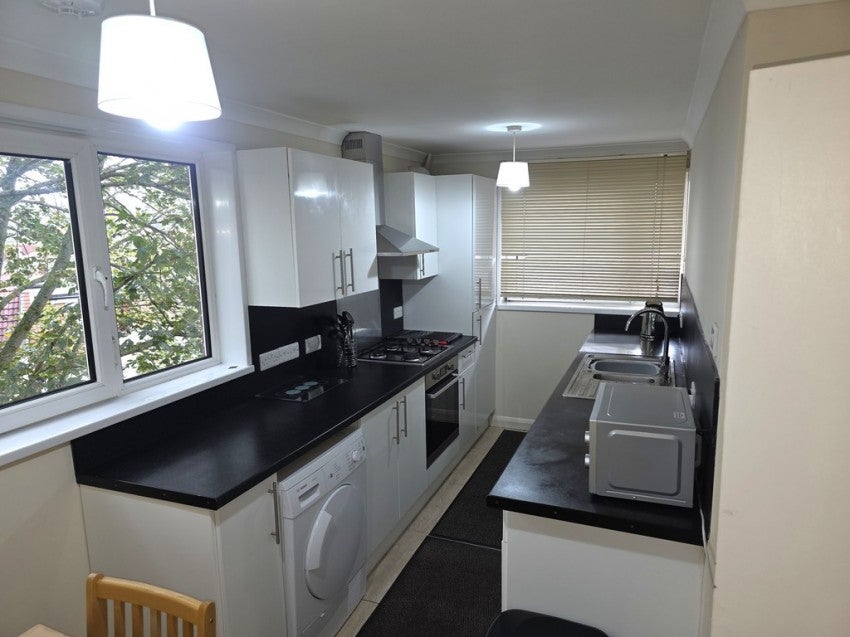 Flat Chivers Close in Portsmouth