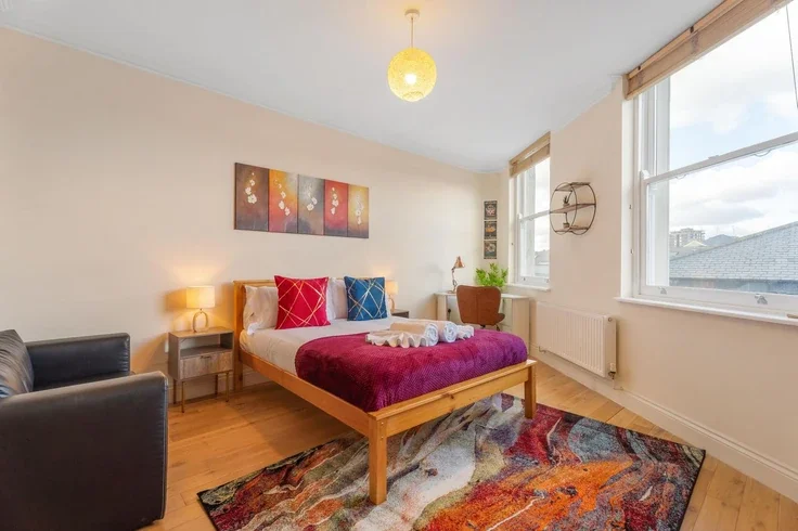 Flat Shacklewell Street in Greater London
