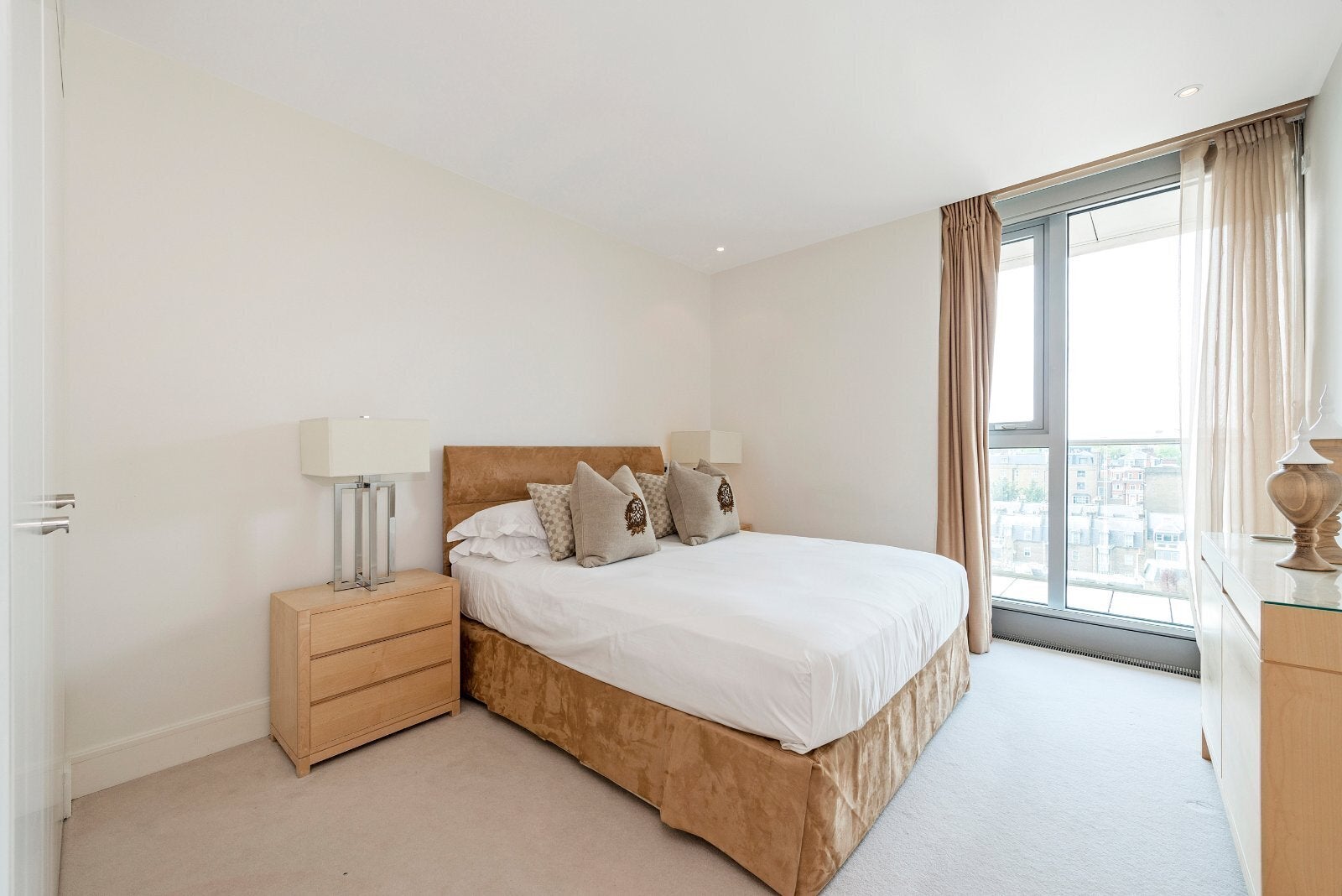 Flat Knightsbridge in City of Westminster