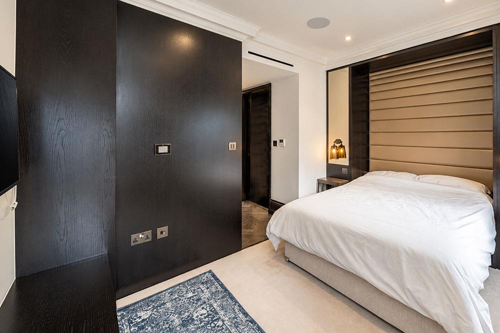 Flat Paddington Street in City of Westminster