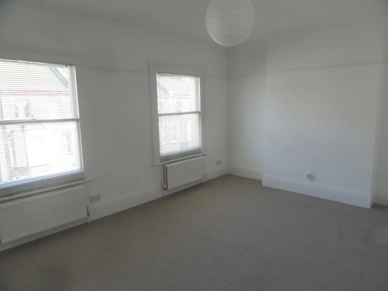 Flat Bravington Road in City of Westminster