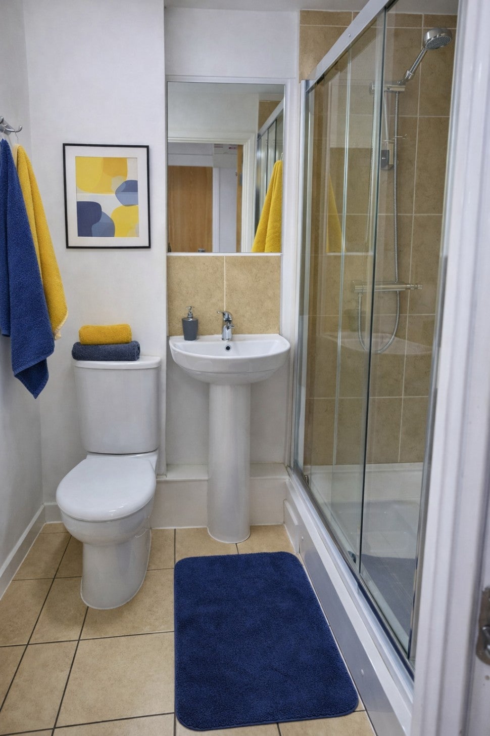 Room Helmdon Road in Leicester