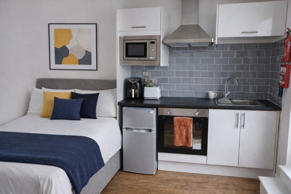 Room Helmdon Road in Leicester
