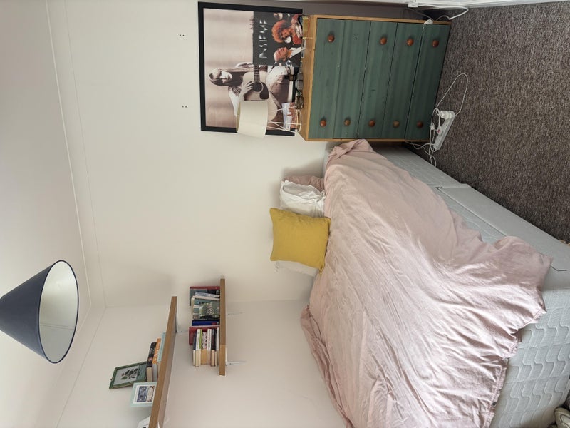 Room Menotti Street in London