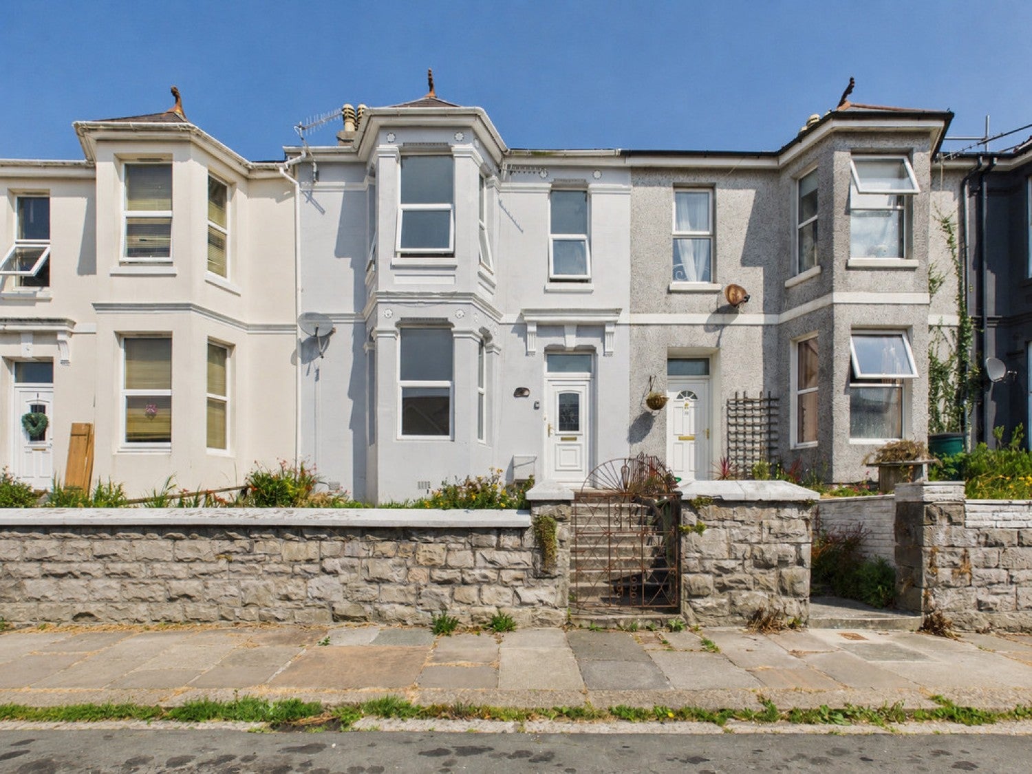 House Edith Avenue in Plymouth