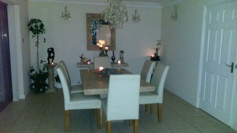 Room Kingswood Close in Hengoed
