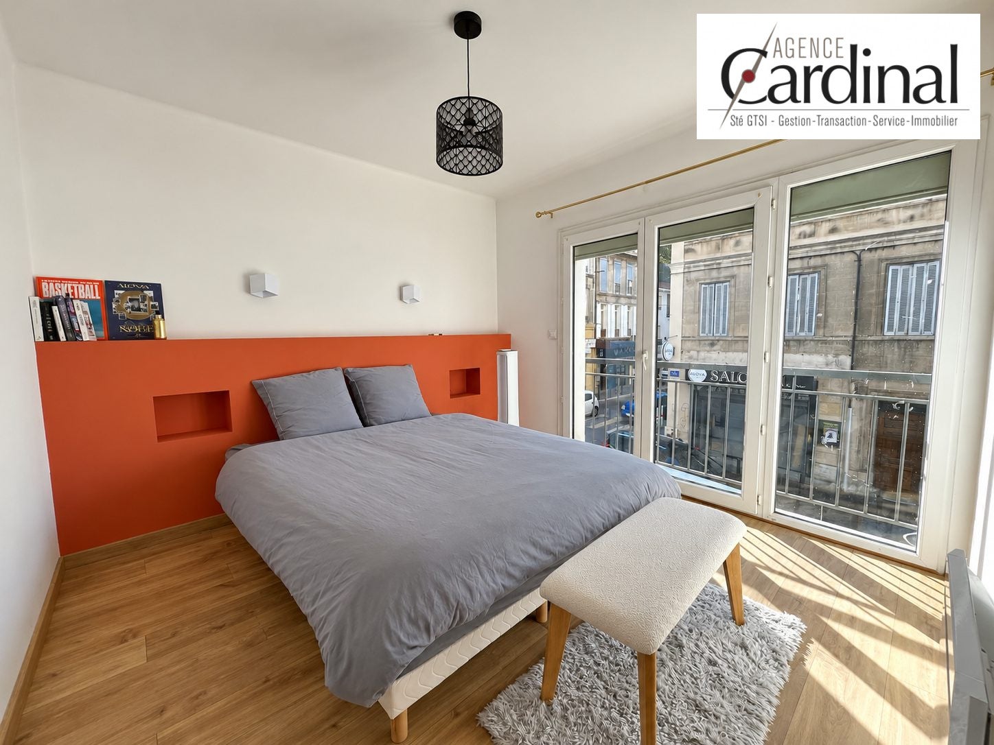 Flat Rue Devilliers in Marseille