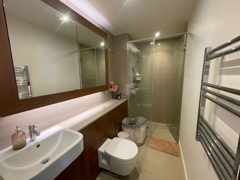 Room Camberwell Passage in Greater London
