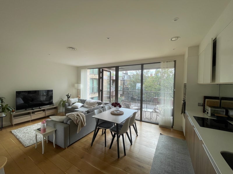 Room Camberwell Passage in Greater London