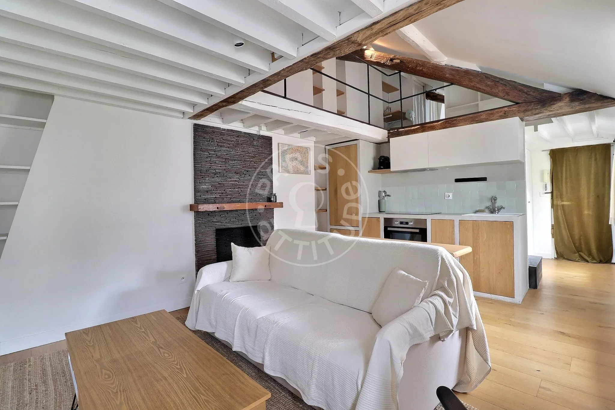 Appartement Rue d'Enghien à Paris