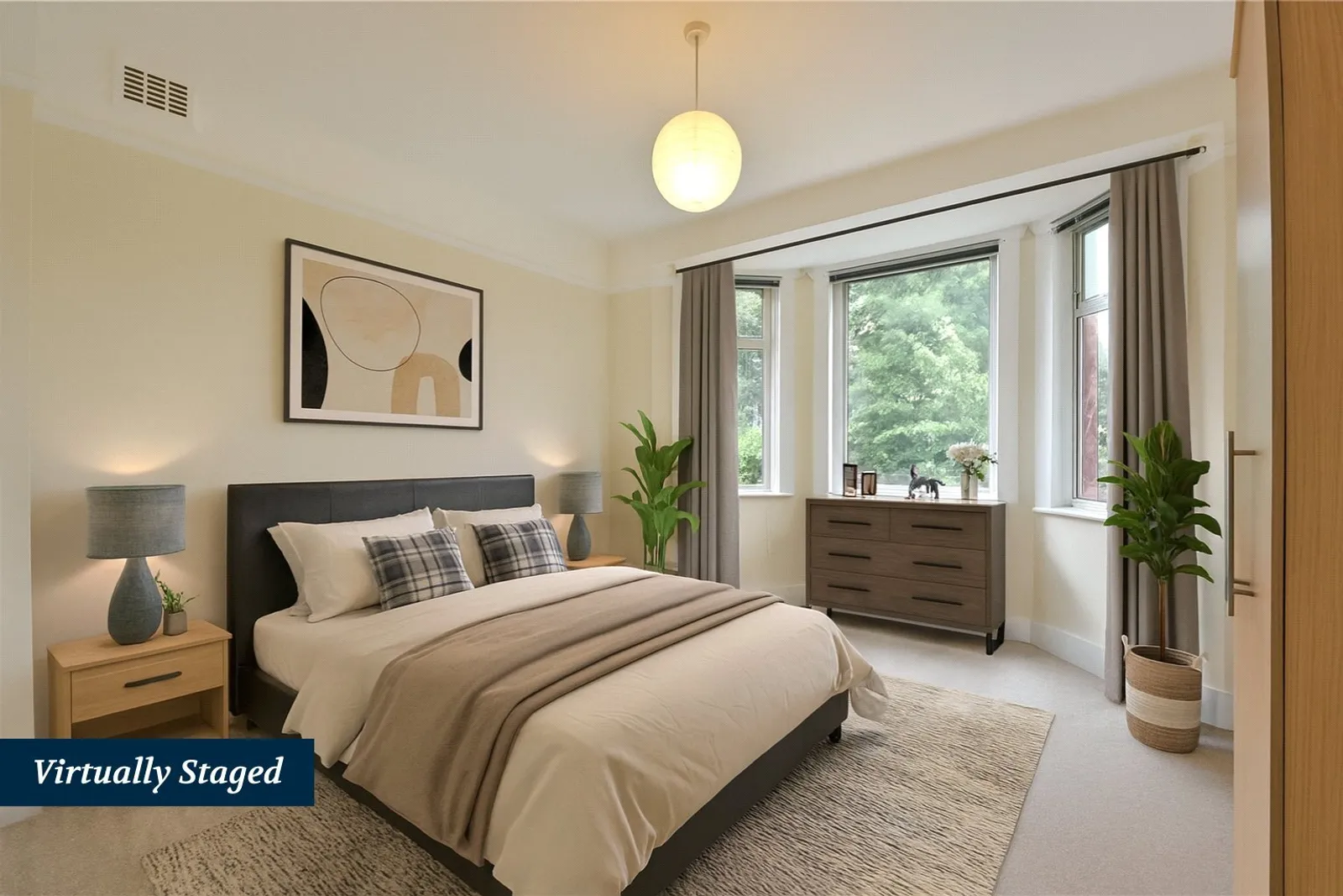 Flat Riffel Road in Greater London