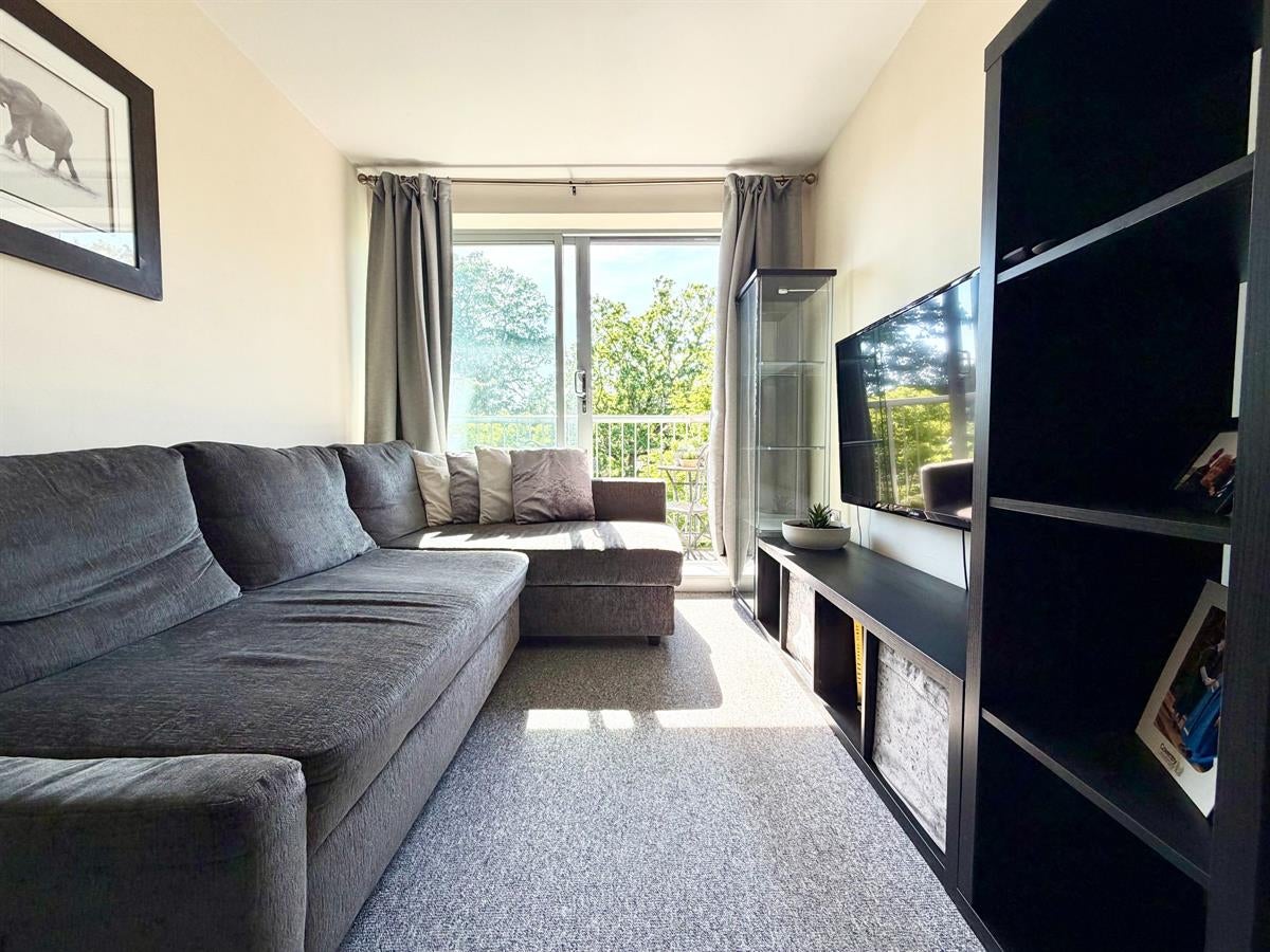 Flat Rectory Road in Rushmoor