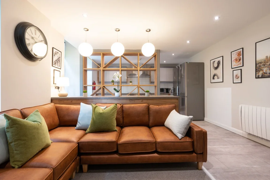 Flat Eskdale Terrace in Newcastle upon Tyne