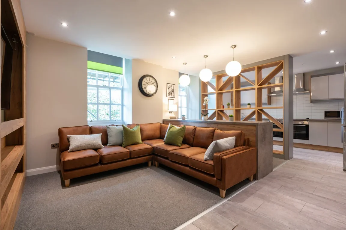 Flat Eskdale Terrace in Newcastle upon Tyne