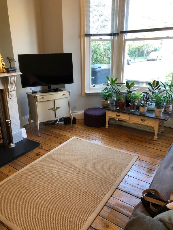 Room Great West Road in Greater London