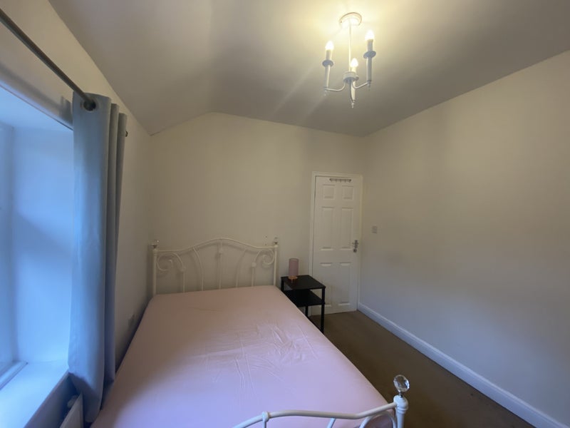 Room Devonshire Road in Wigan