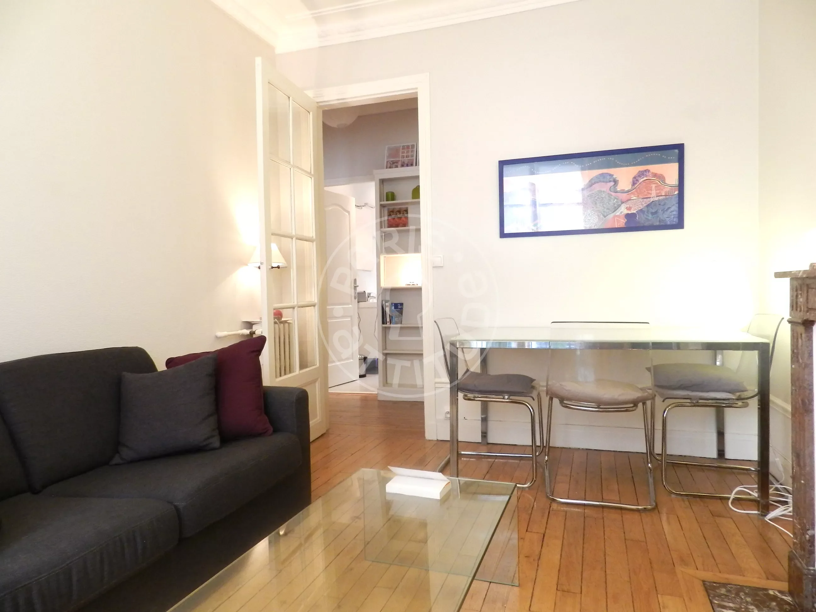 Flat Rue Jobbé-Duval in Paris