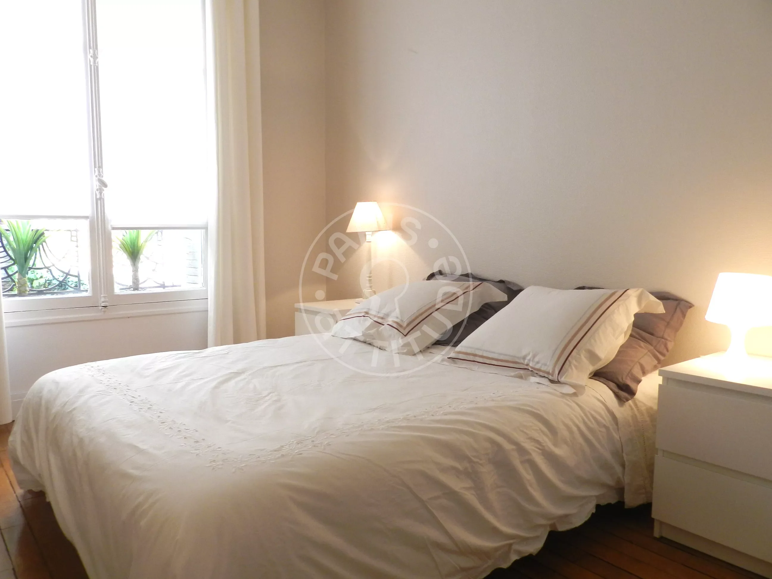 Flat Rue Jobbé-Duval in Paris